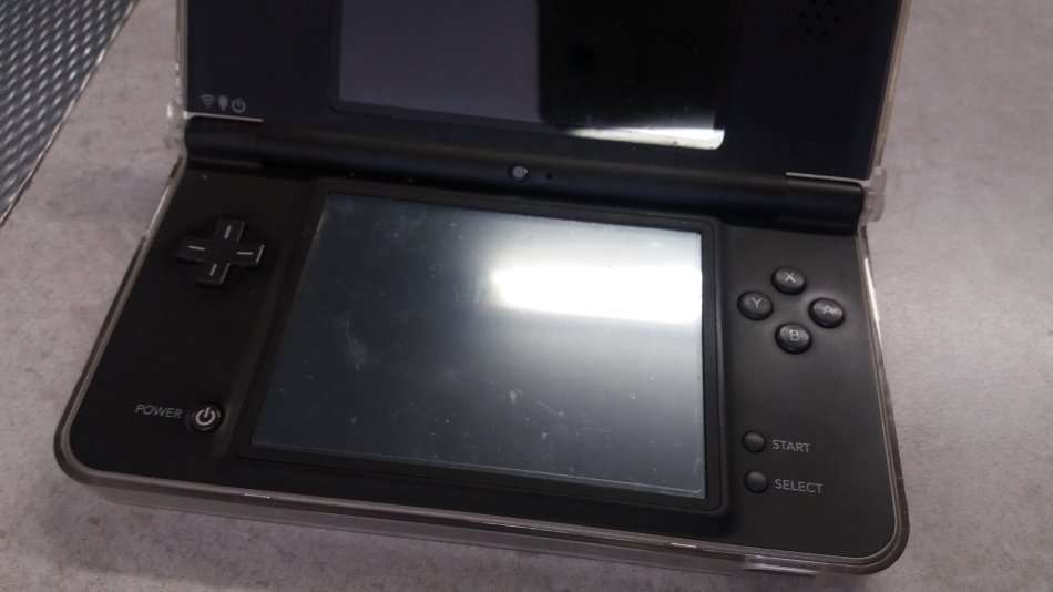 Nintendo DSi XL